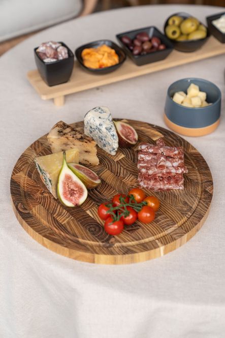 Hovedbilde Serveringsbrett i teak – Ø28 cm