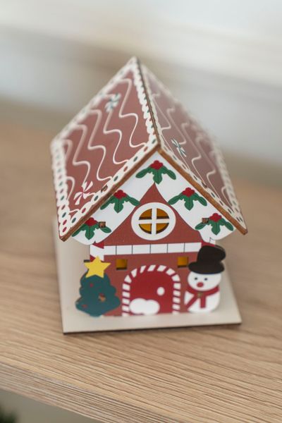 Hovedbilde Treby - Pepperkakehus 9cm Snømann