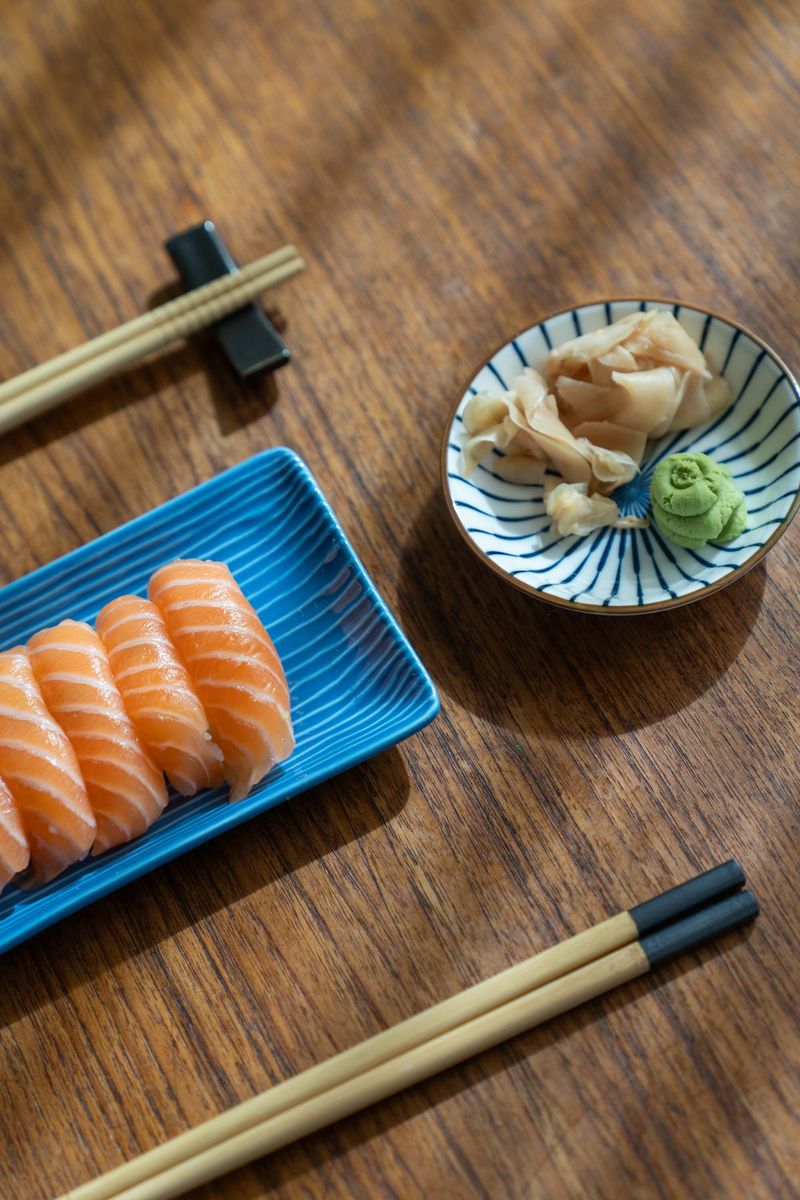 Sushisett med brett og skåler – 7 deler