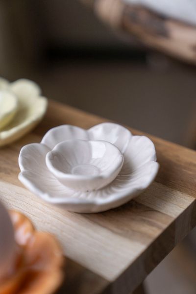 Hovedbilde Eggeglass med blomstermotiv – beige