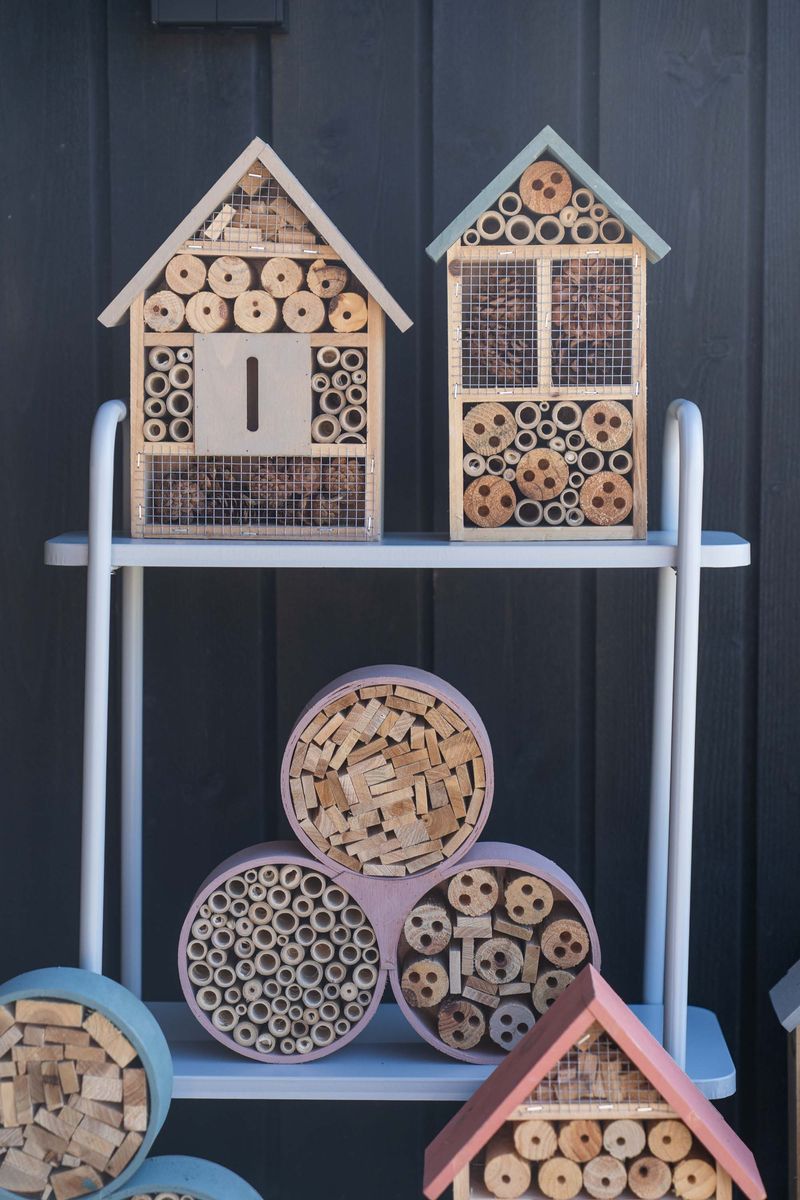 Insekthotell tre – 17×10×29 cm – grønn