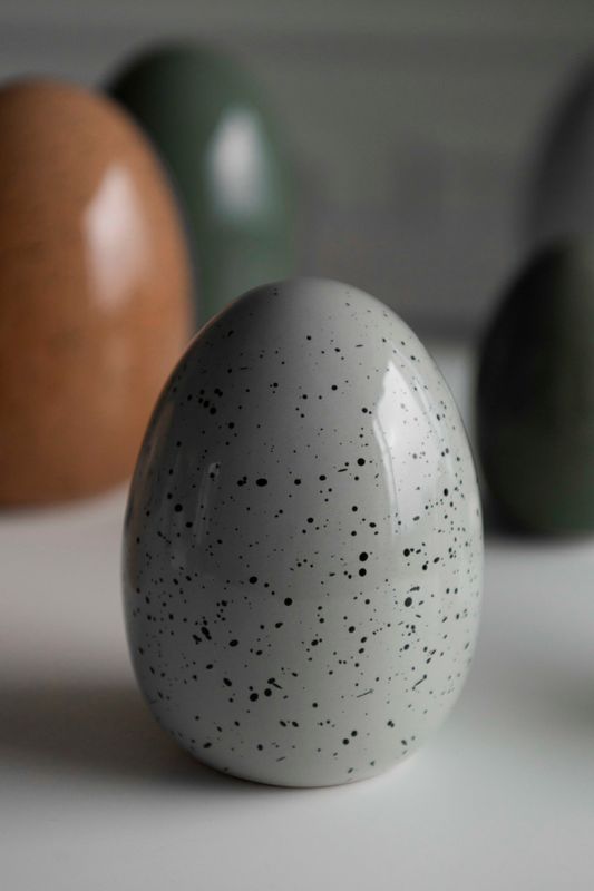 Egg 14cm Prikker - Grå