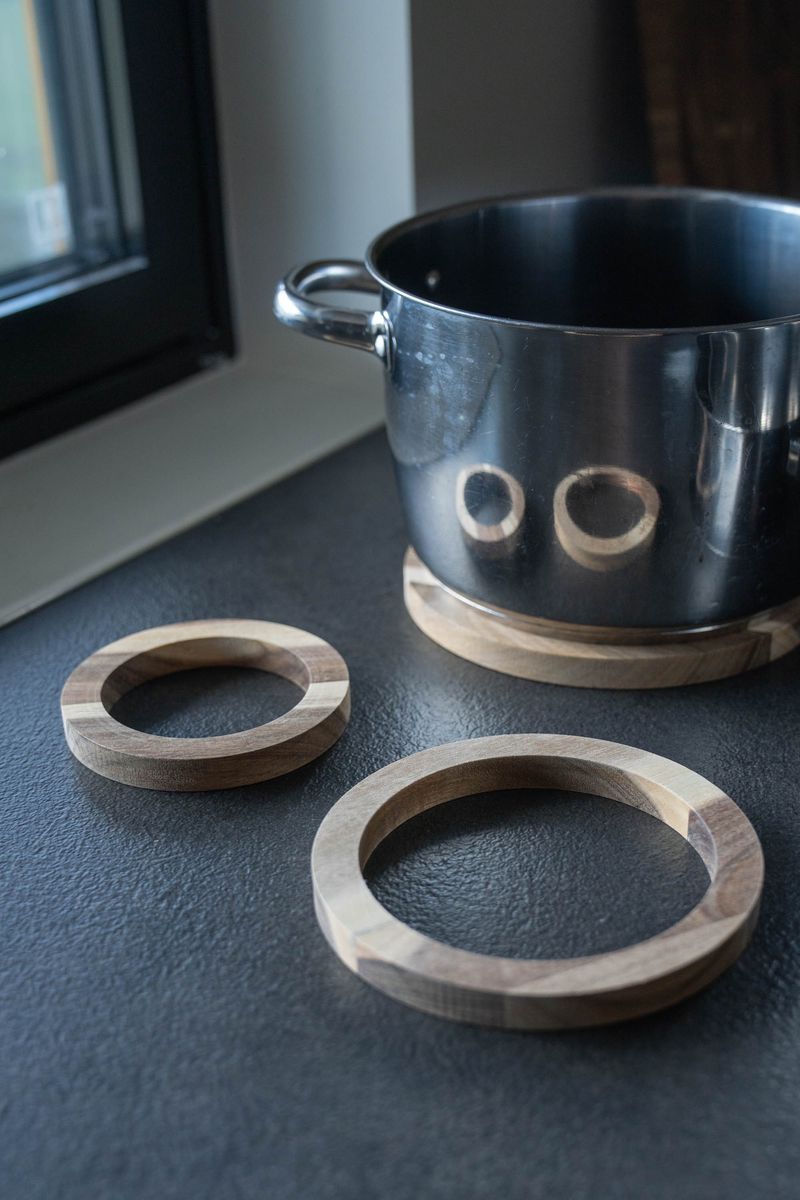 Gryteunderlag i tre – 3pk
