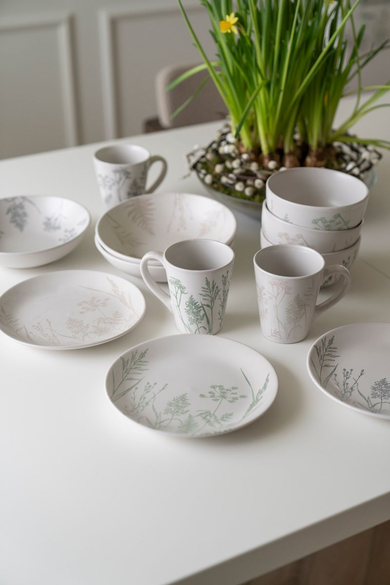 Blomstereng - Tallerken 19,5cm Beige