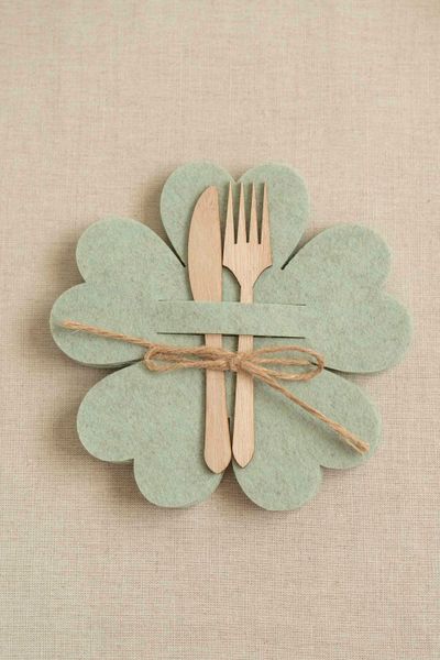 Hovedbilde Bestikkholder blomst – filt – Grønn