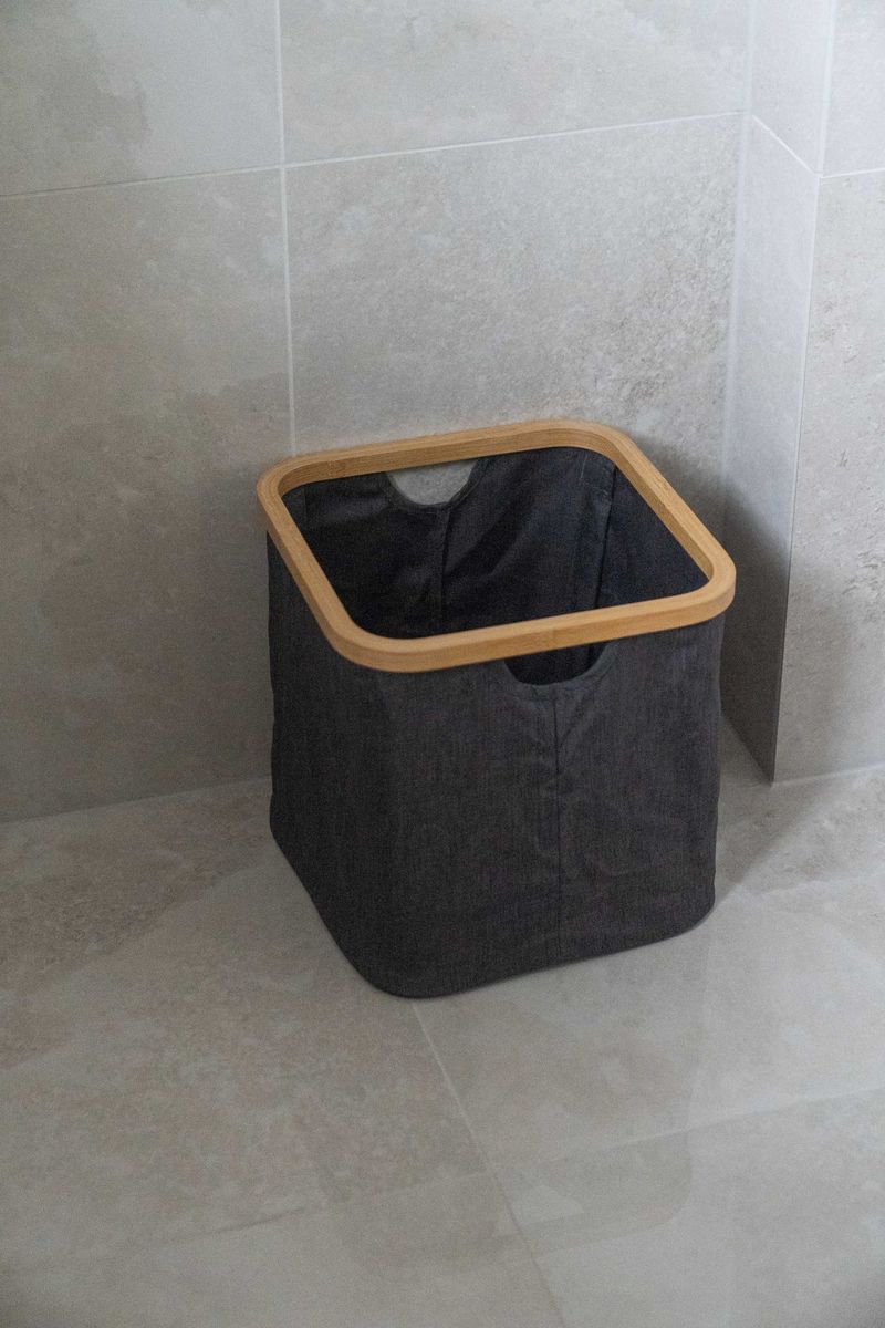 Kurv m/bambus 30x30cm