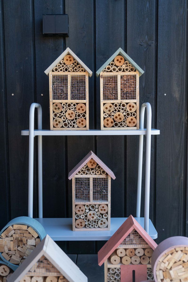 Insekthotell tre – 17×10×29 cm – grønn