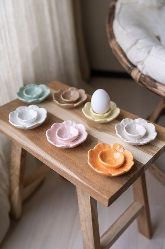 Eggeglass med blomstermotiv – hvit