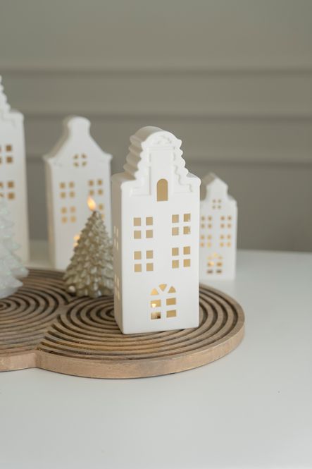 Hovedbilde LED Hus Porselen 23,5cm - Versjon 1