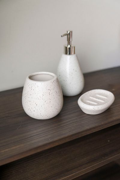 Hovedbilde Baderomssett - Spettet Hvit